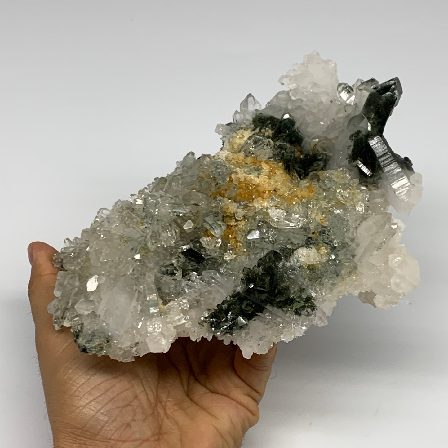 1.92 lbs, 6.7"x4.7"x3.6", Chlorine Quartz Crystal Mineral,Specimen Terminated,B2