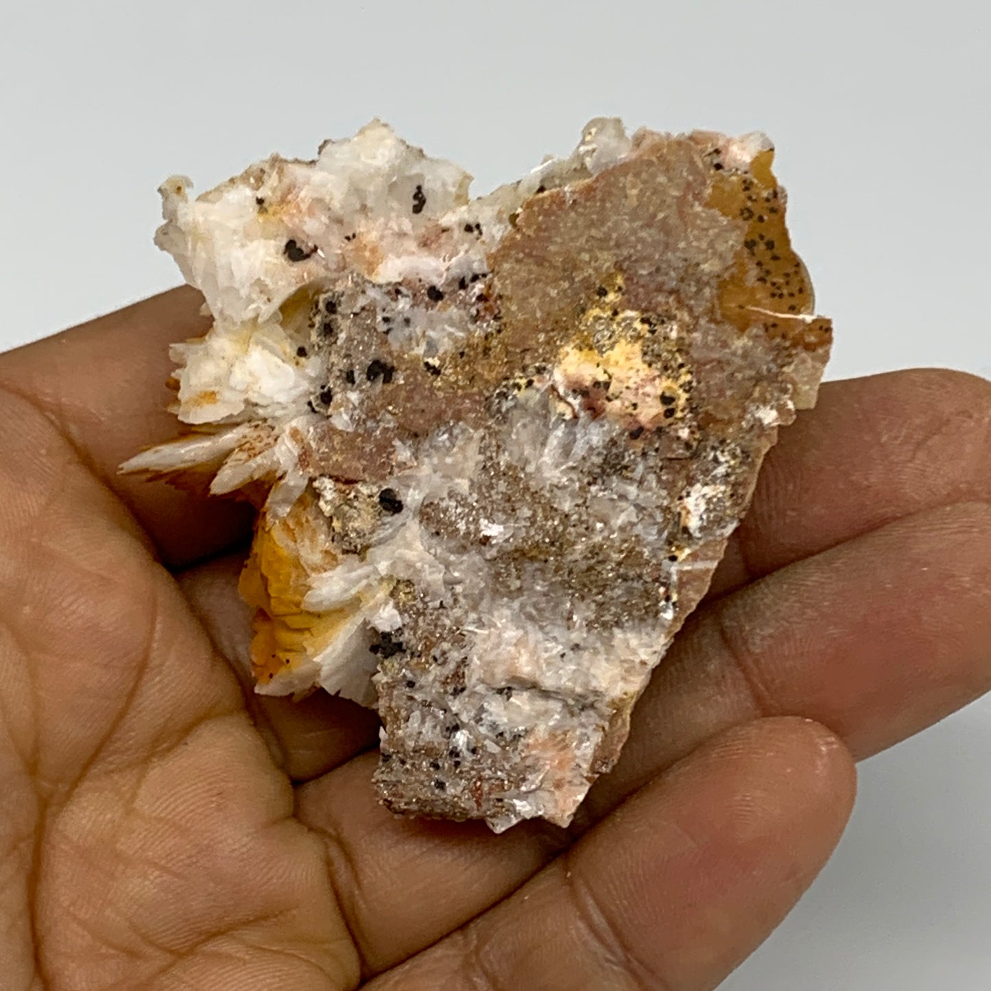 61.9g, 2.3"x1.9"x0.8", Natural Golden Barite Mineral Specimen @Morocco, B33596