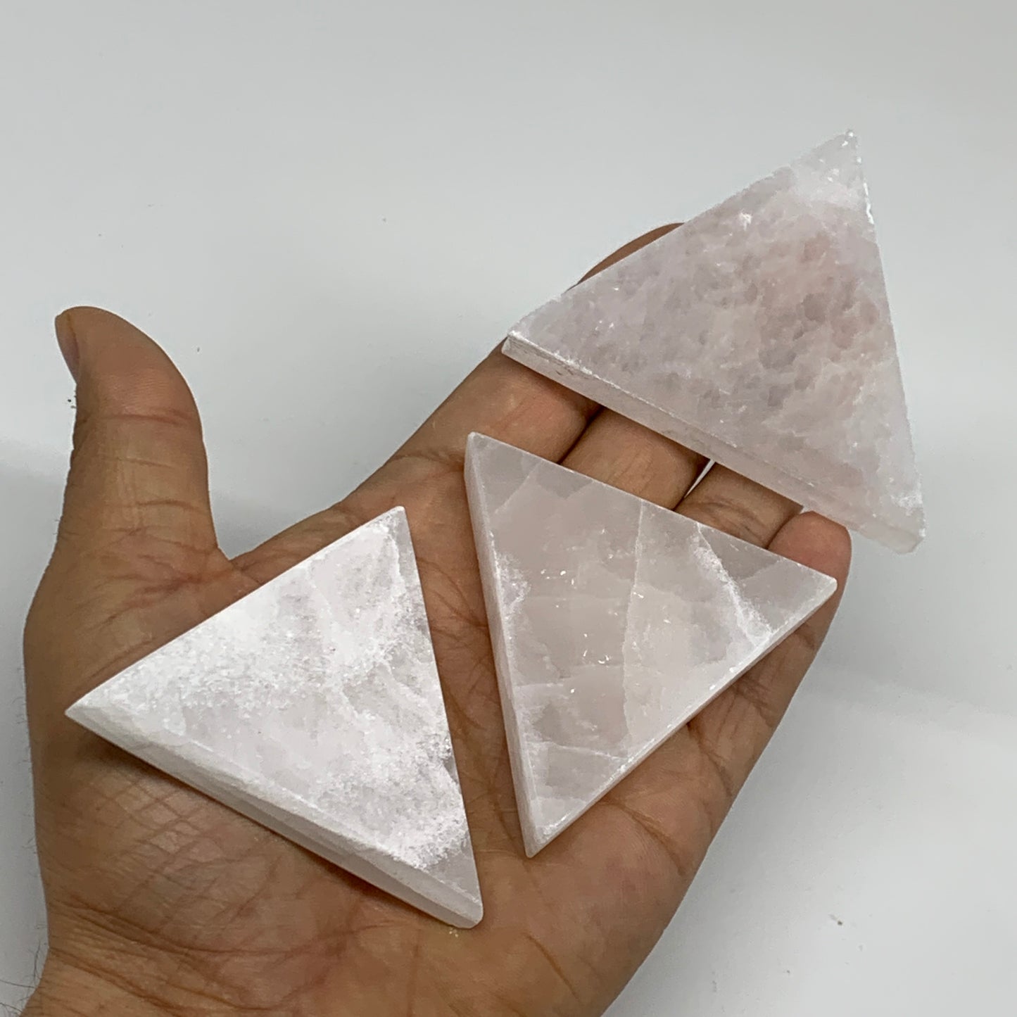 1pcs, 40-75g, 2.1"-2.5", Selenite Crystal (Satin Spar) Triangle, B35745