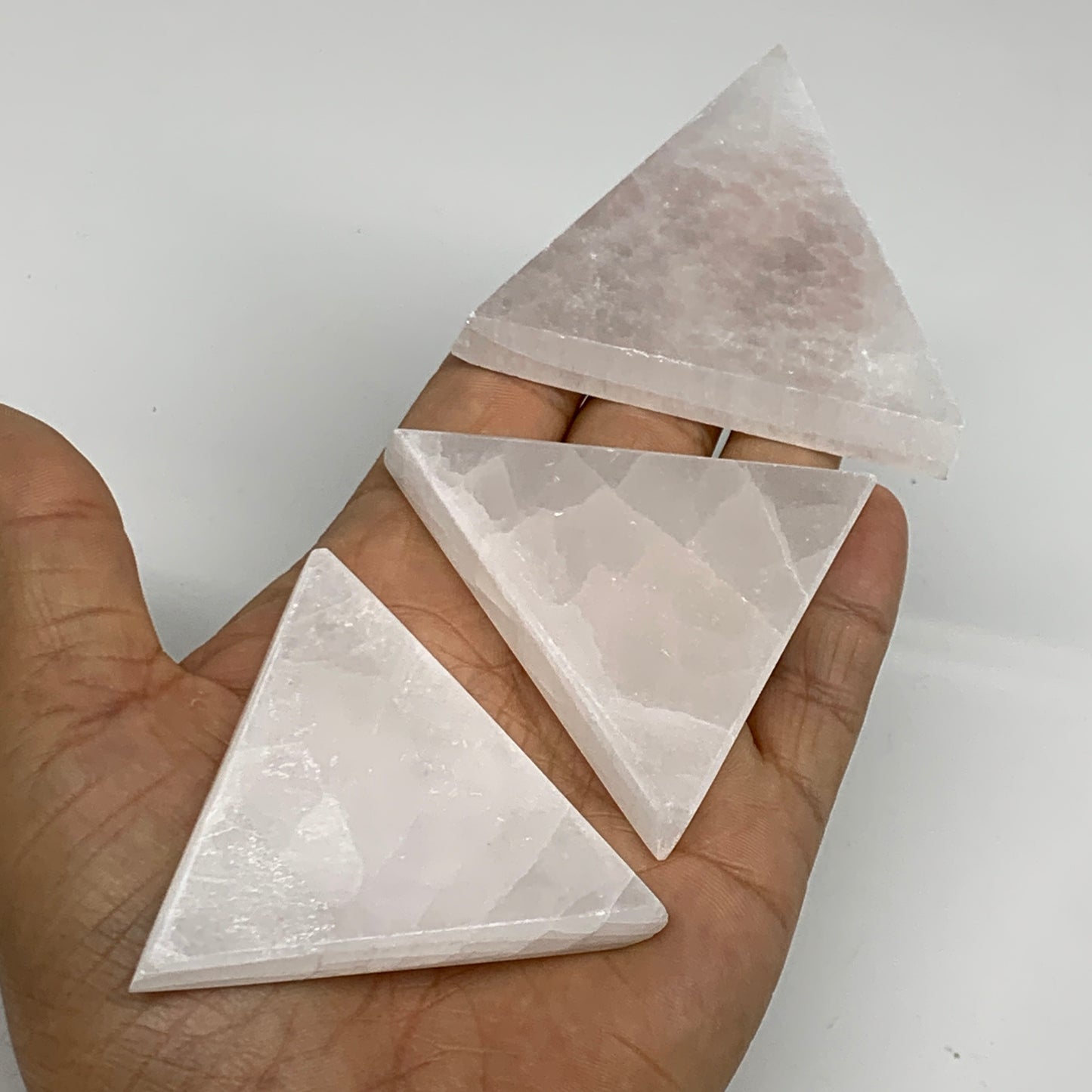 1pcs, 40-75g, 2.1"-2.5", Selenite Crystal (Satin Spar) Triangle, B35745