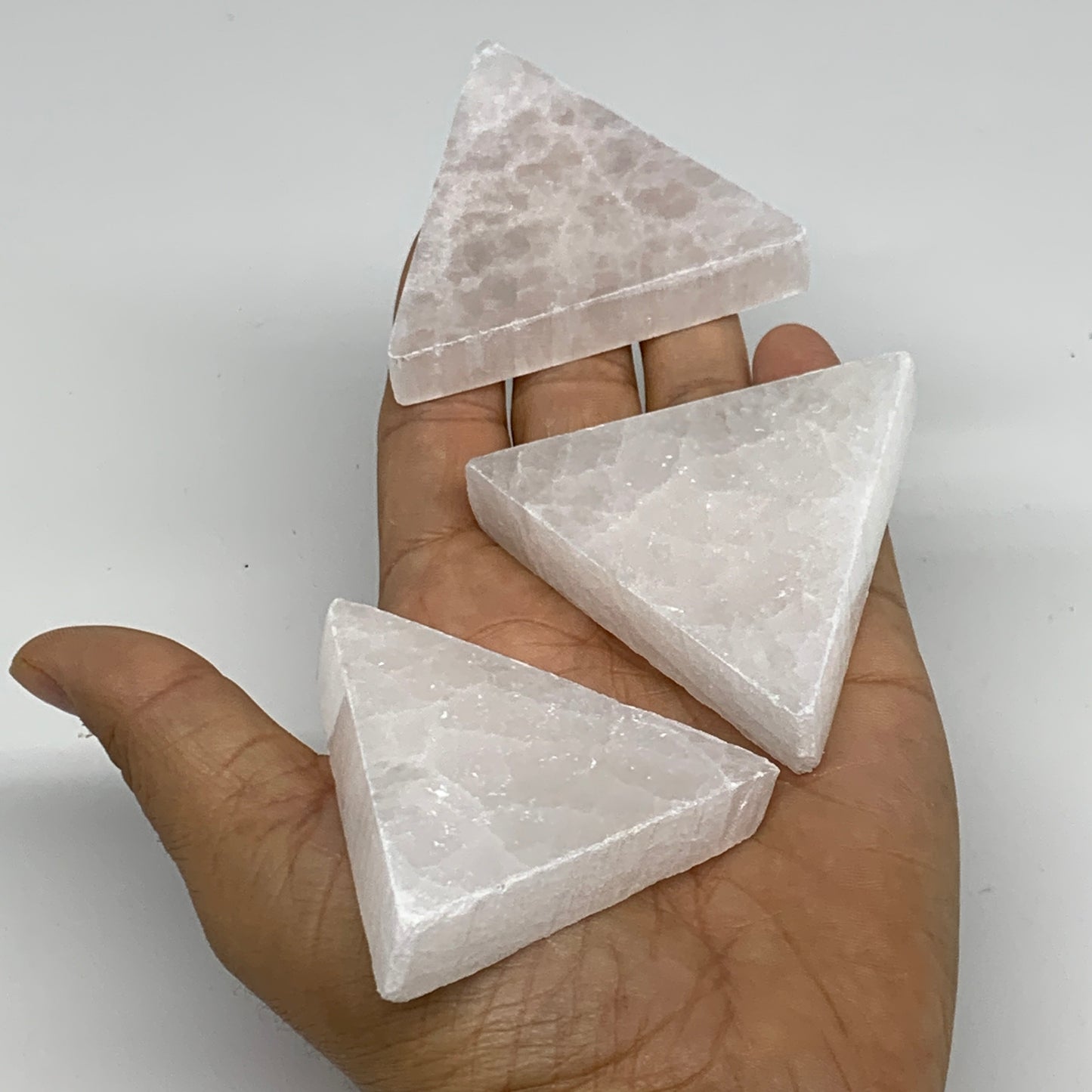 1pcs, 40-75g, 2.1"-2.5", Selenite Crystal (Satin Spar) Triangle, B35745