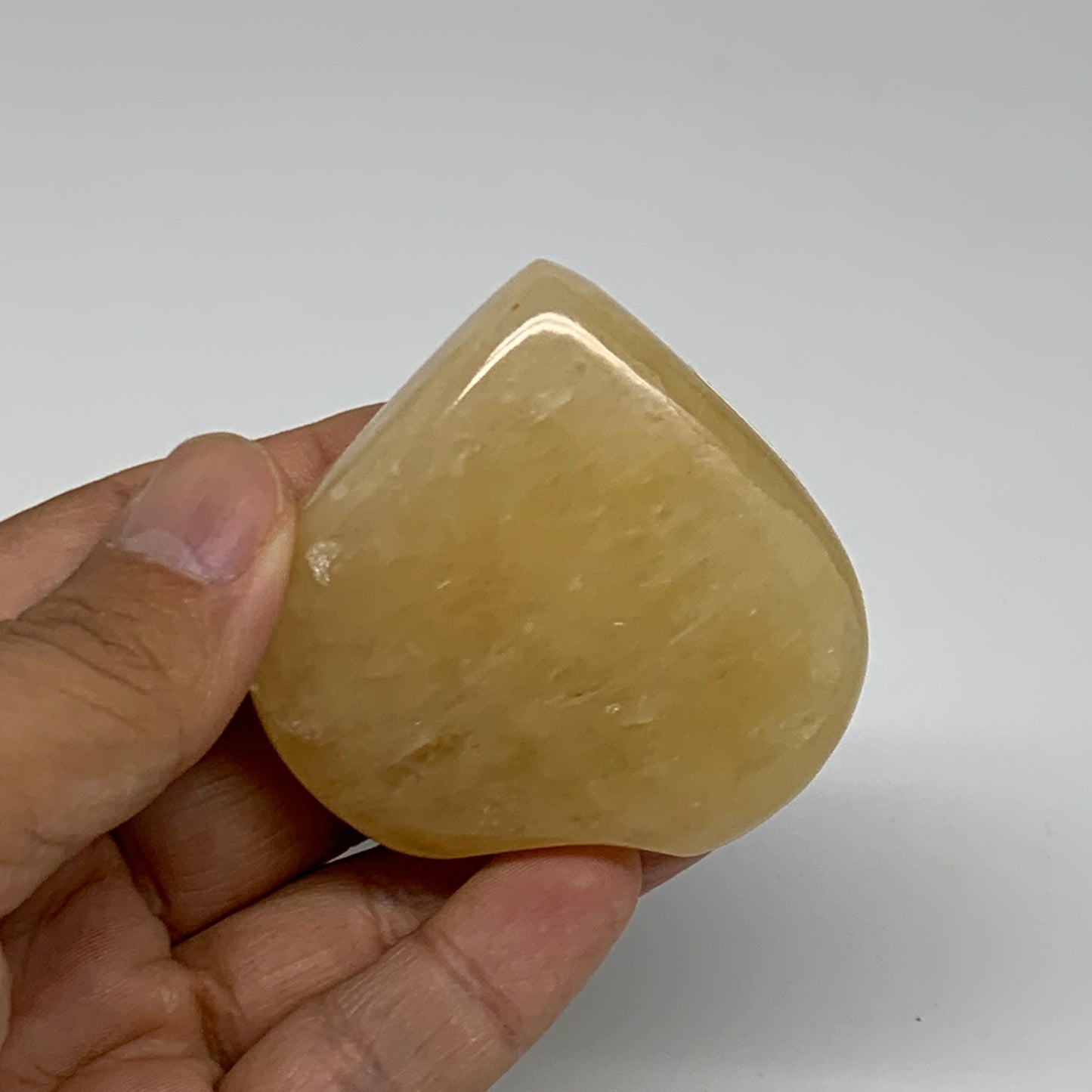 98.2g, 2.2"x2.2"x0.8" Natural Yellow Aventurine Heart Crystal Stone, B35061