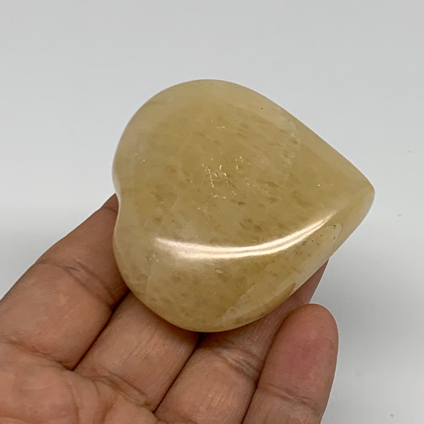 99.9g, 2.2"x2.2"x0.8" Natural Yellow Aventurine Heart Crystal Stone, B35066