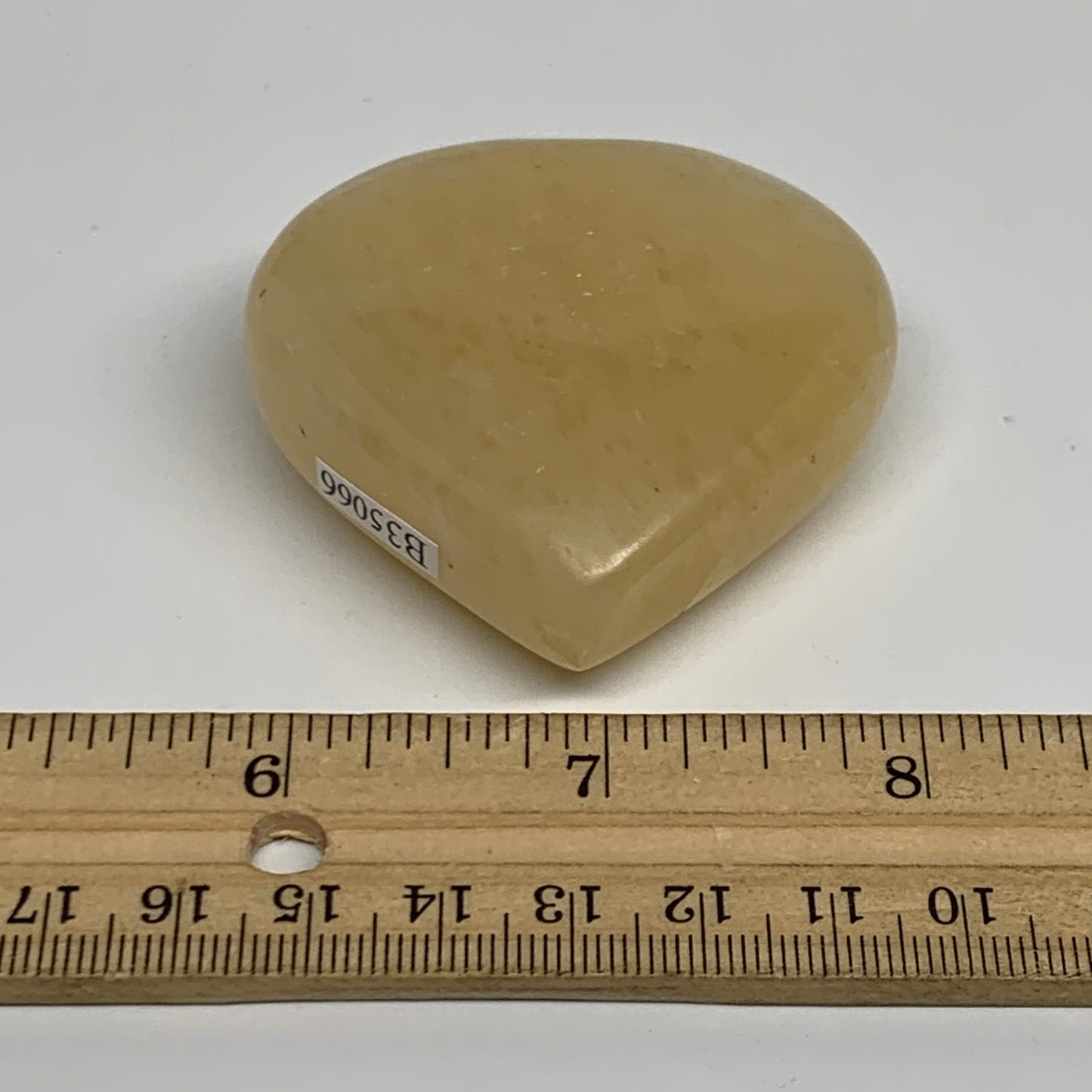 99.9g, 2.2"x2.2"x0.8" Natural Yellow Aventurine Heart Crystal Stone, B35066