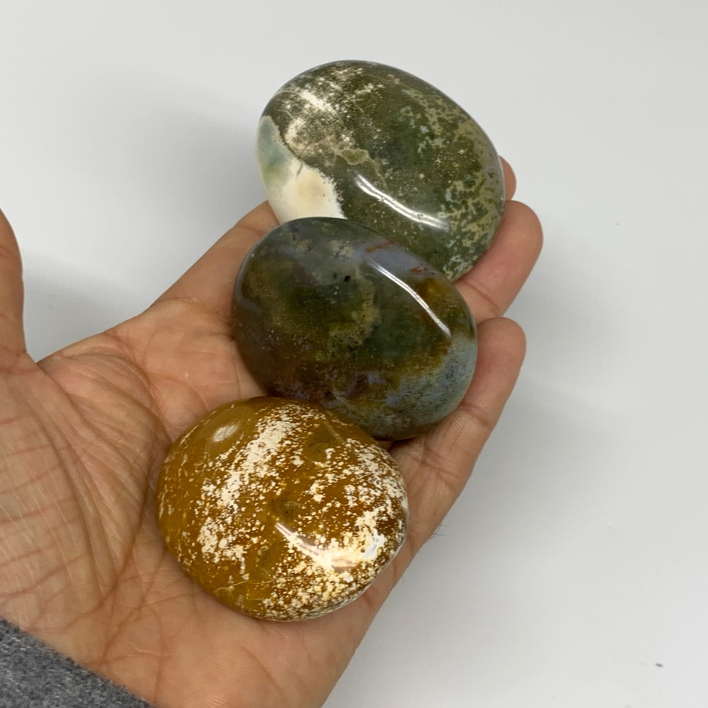 2.2 lbs (1025 Grams), 1.9"-2.4", 13pcs, Ocean Jasper Palm-Stone, B30833