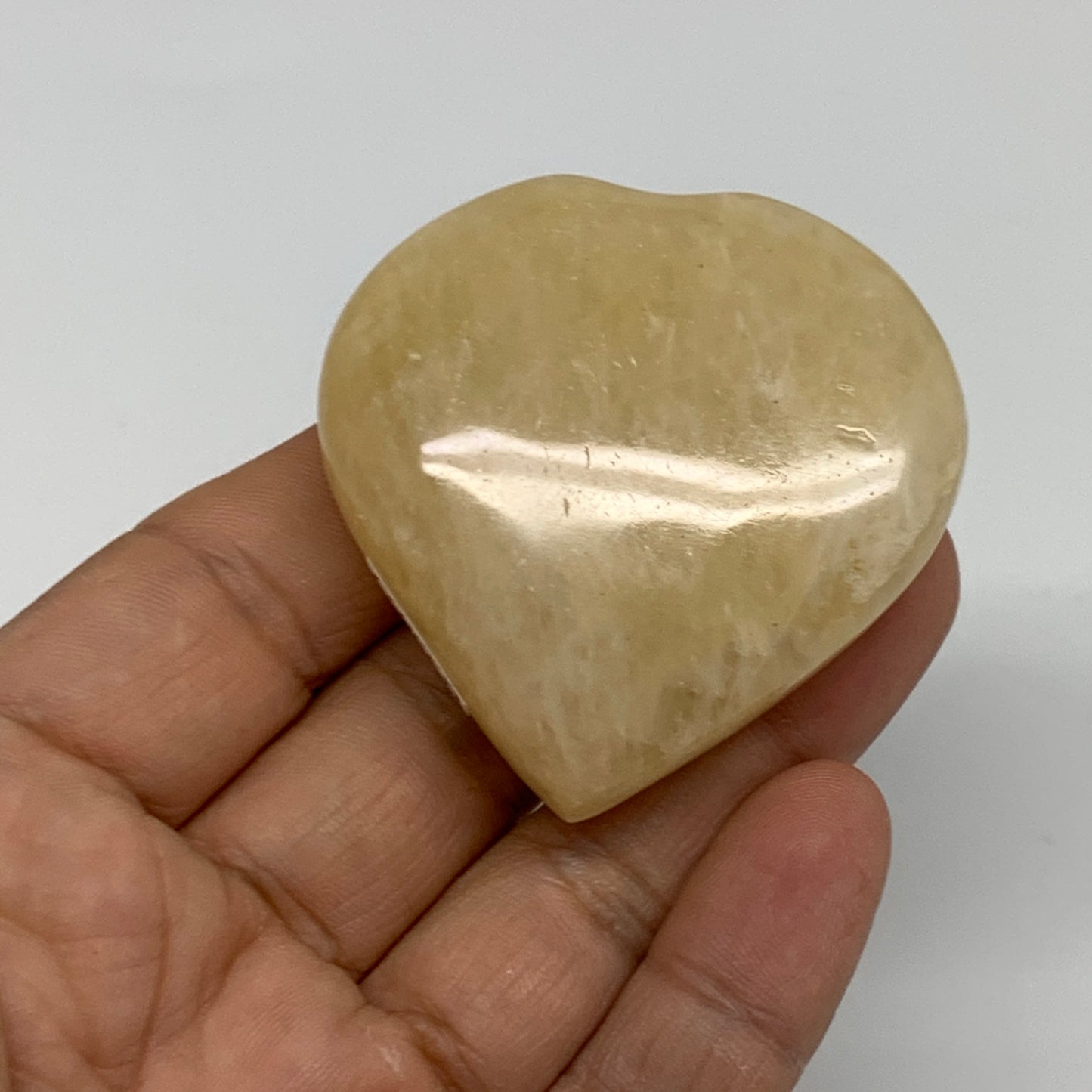 71.7g,2"x2"x0.7" Natural Yellow Aventurine Heart Crystal Stone, B35077