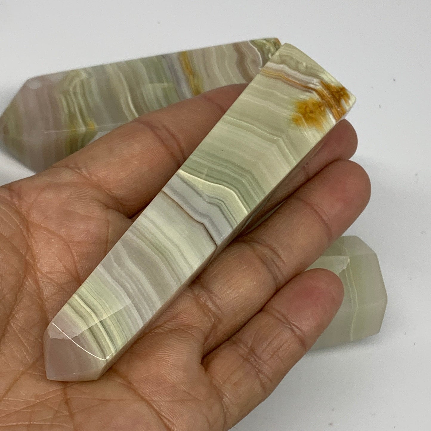 2.23 Lbs, 3" - 4", 7 pcs, Banded Onyx Towers/Obelisks, B25103