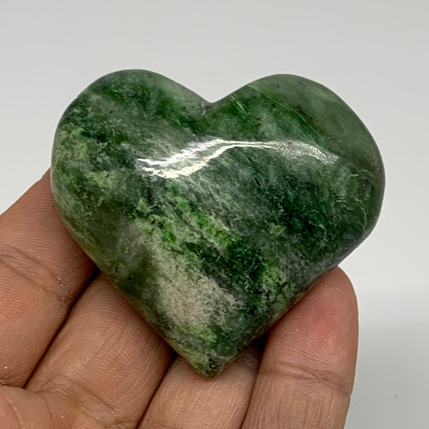 88.7g, 1.9"x2.1"x1" Green Serpentine Heart Polished Gemstones, B35113