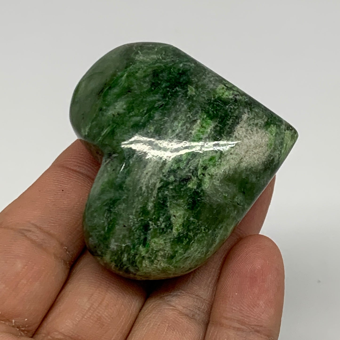 88.7g, 1.9"x2.1"x1" Green Serpentine Heart Polished Gemstones, B35113