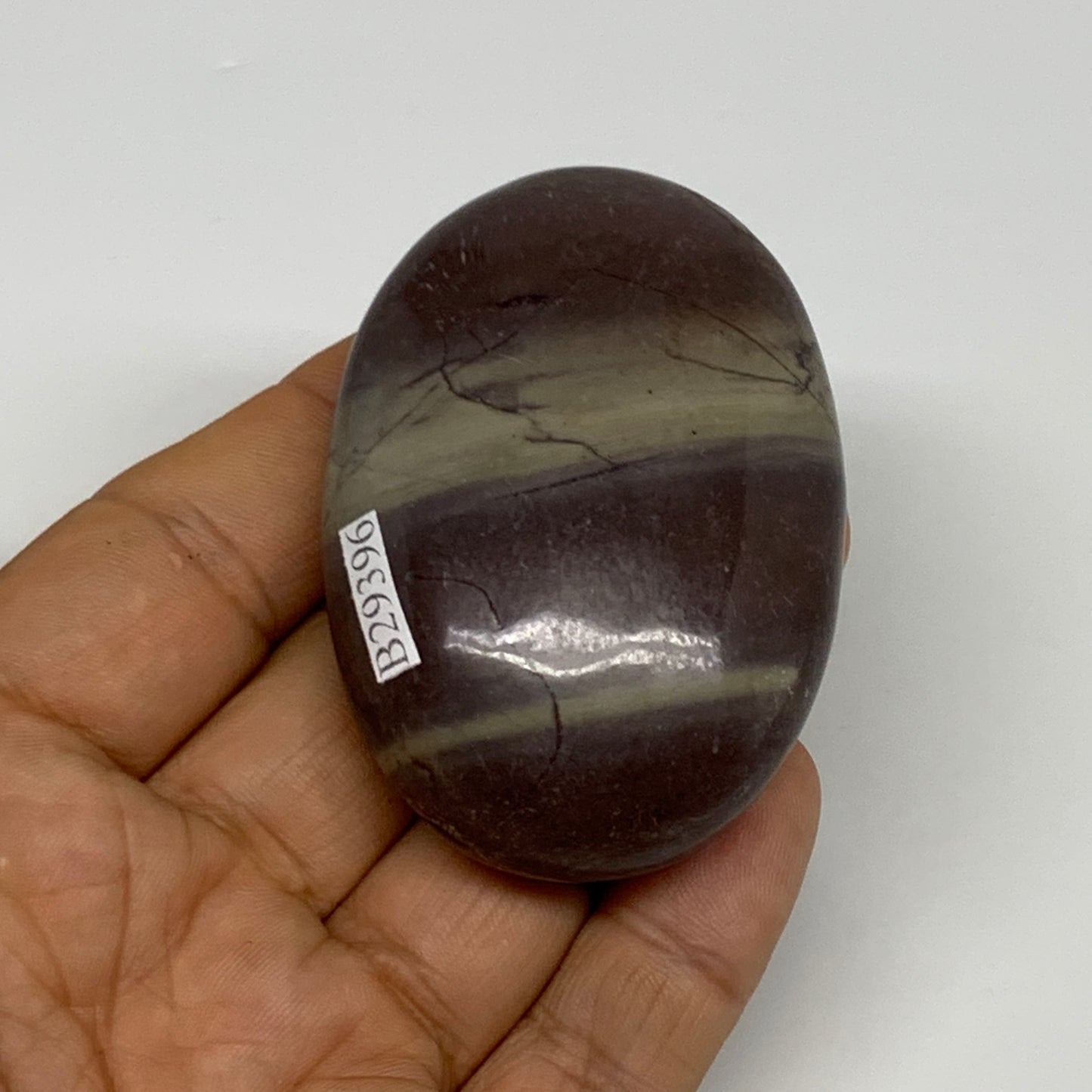 96.3g, 2.5"x1.7"x0.9", Narmada Shiva Lingam Palm-Stone Polished, B29396