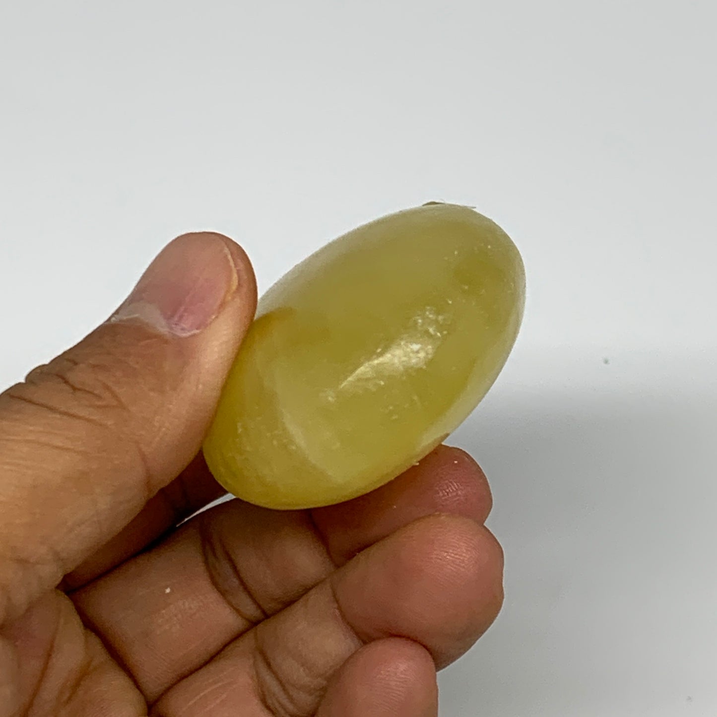 110.5g, 2.5"x1.7"x1", Lemon Calcite Palm-Stone Crystal Polished @Pakistan,B26424