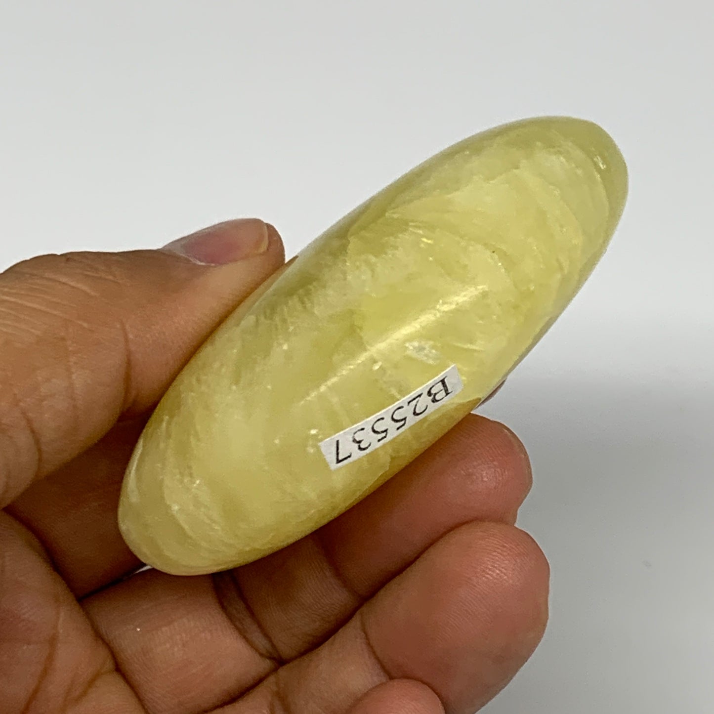 113.4g, 2.6"x1.9"x0.9", Lemon Calcite Palm-Stone Crystal Polished @Pakistan,B255