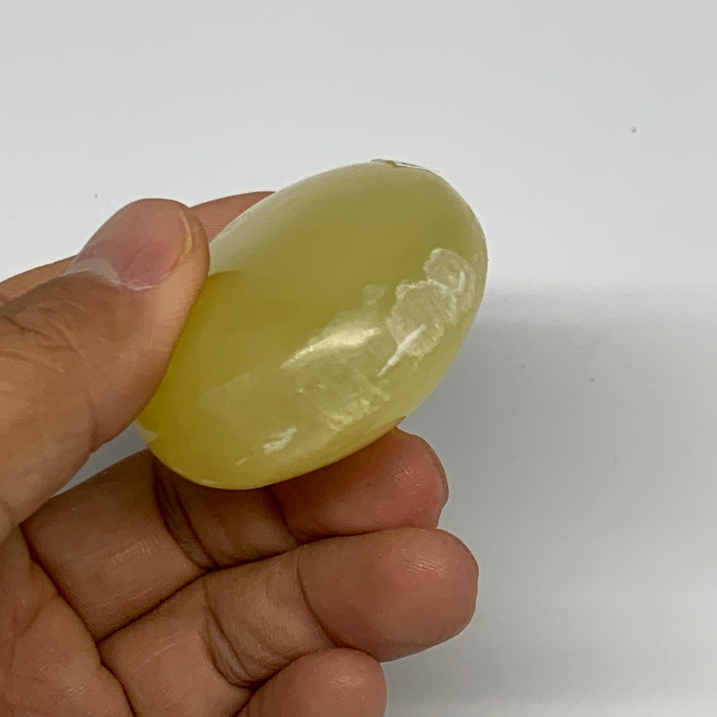 129.2g, 2.6"x1.8"x1", Lemon Calcite Palm-Stone Crystal Polished @Pakistan,B26439