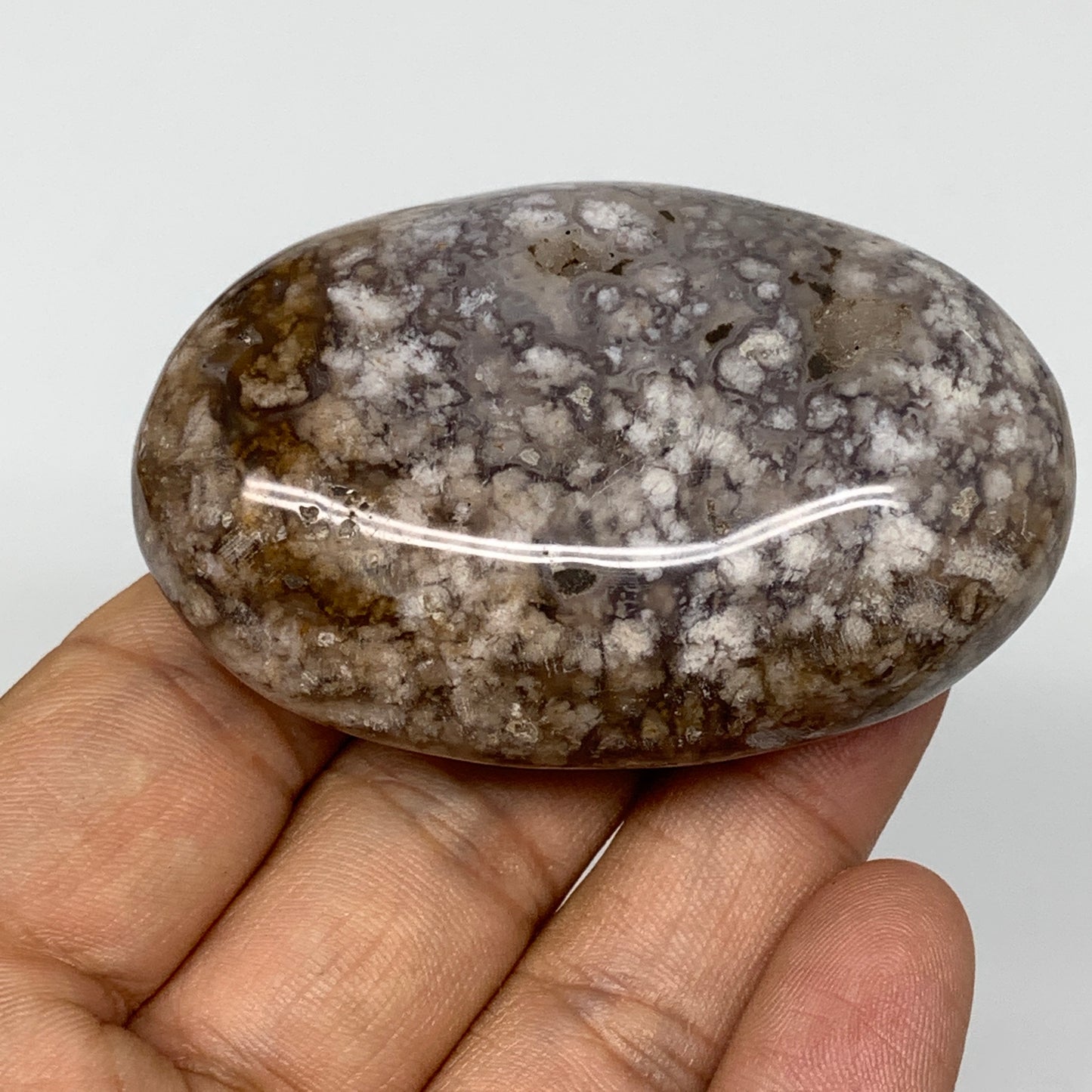 96.4g, 2.4"x1.7"x1" Natural Agate Palm-Stone Reiki Energy Crystal Reiki,B3065