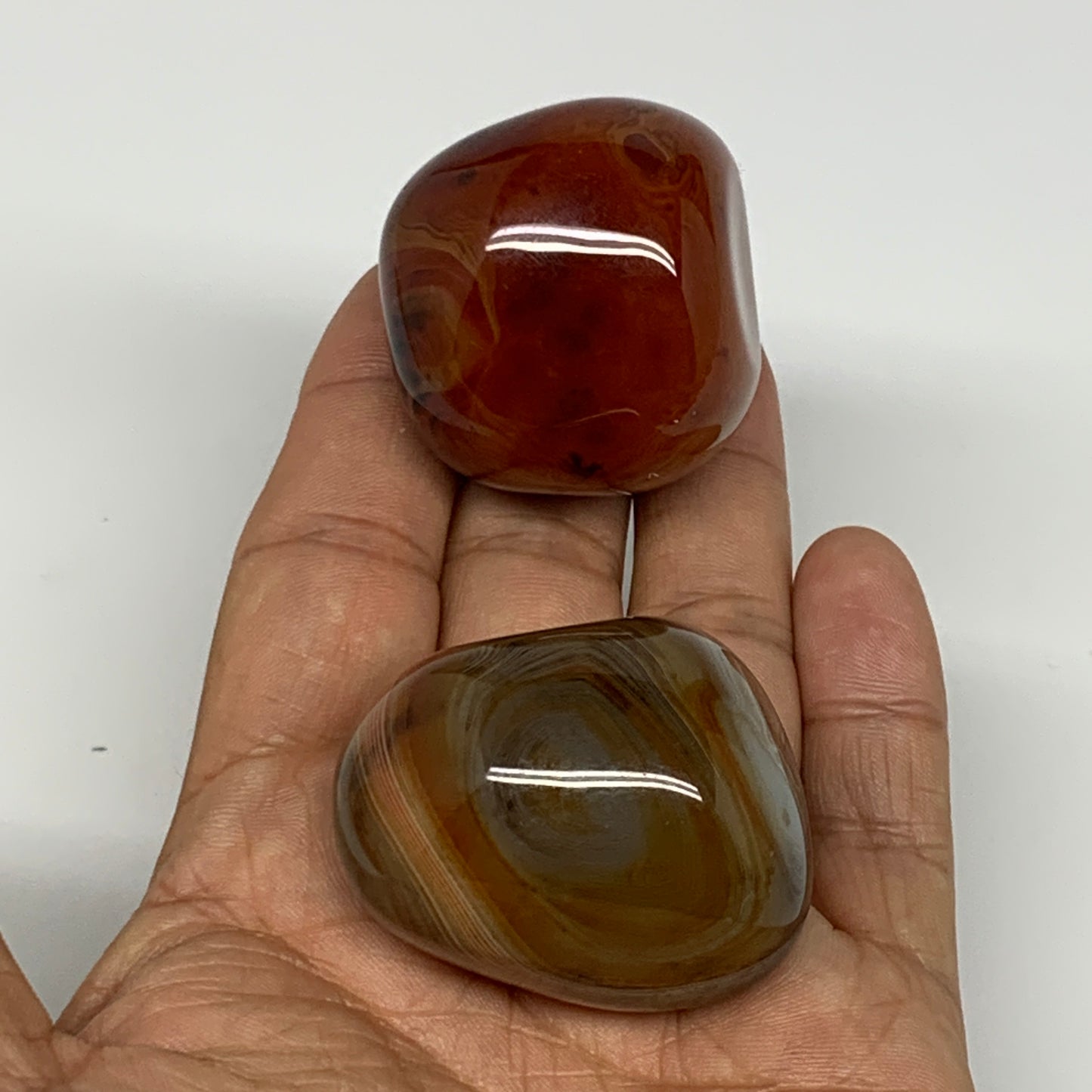 141.9g, 1.5"-1.7", 2pcs, Sardonyx Palm-Stone Gem Crystal Polished Reiki, B26495