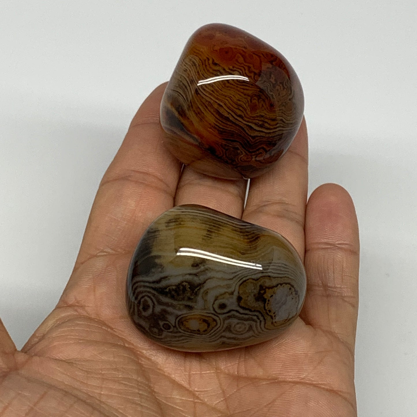 141.9g, 1.5"-1.7", 2pcs, Sardonyx Palm-Stone Gem Crystal Polished Reiki, B26495