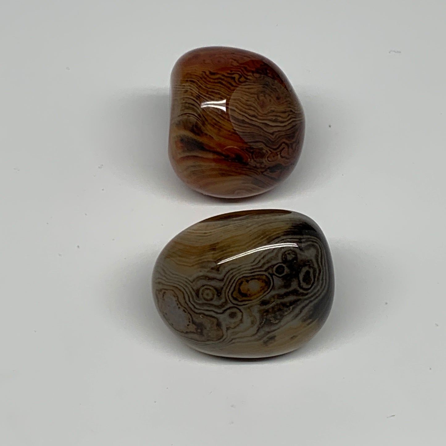 141.9g, 1.5"-1.7", 2pcs, Sardonyx Palm-Stone Gem Crystal Polished Reiki, B26495