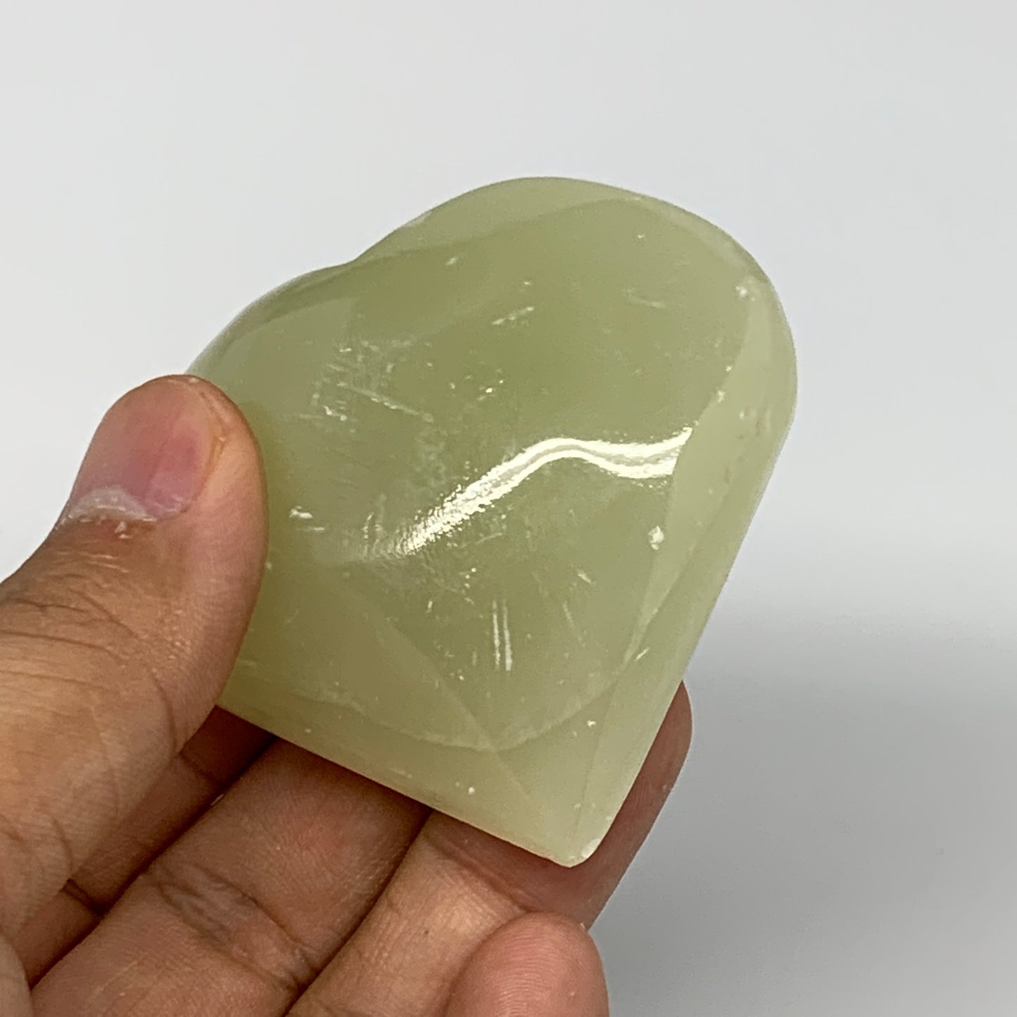 103.7g, 2.2"x2.4"x1" Natural Green Onyx Heart Polished Healing Crystal, B7655