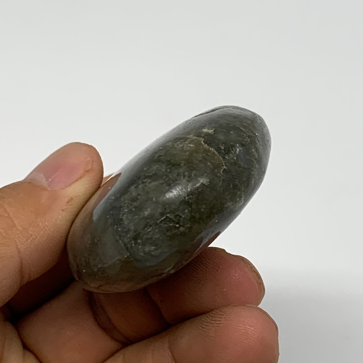 93.8g,2.6"x1.8"x0.8", Labradorite Palm-stone Polished Reiki @Madagascar,B17789