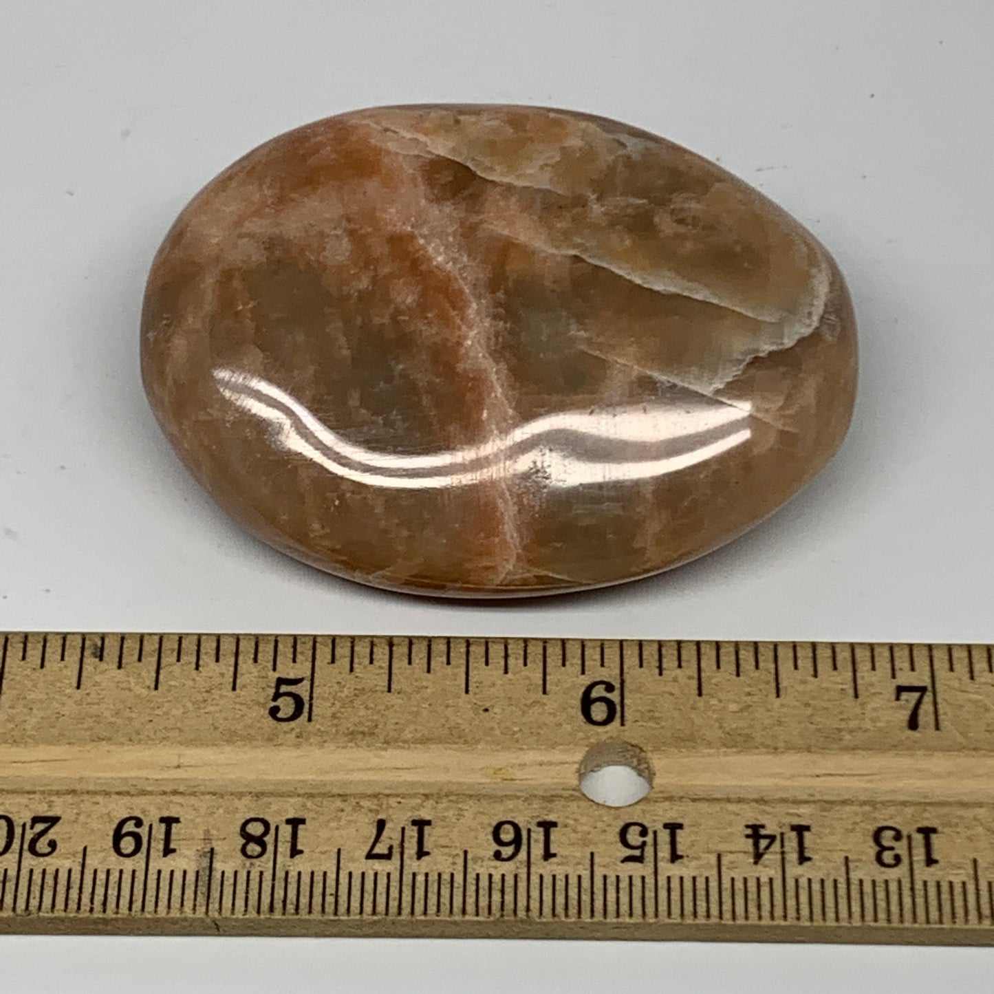 80.8g,2.4"x1.8"x0.9", Peach Moonstone Palm-Stone Polished Reiki Crystal, B15462