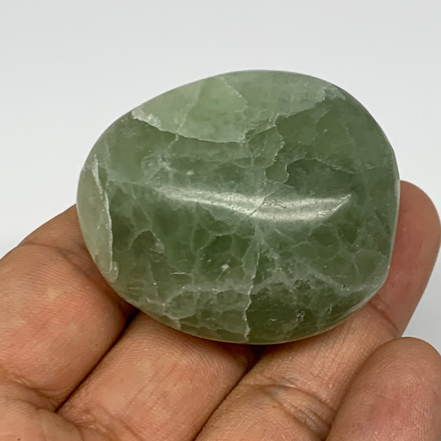 83.2g,1.8"x1.5"x1.1", Natural Fluorite Palm-Stone Polished Reiki @Madagascar, B1