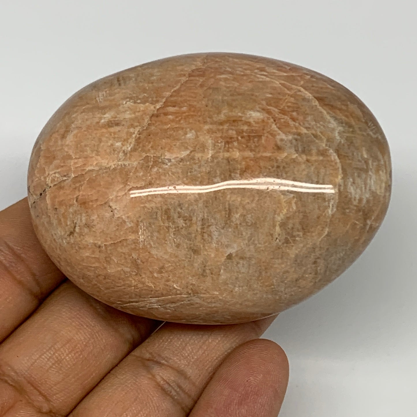 152g,2.6"x2"x1.3", Peach Moonstone Palm-Stone Polished Reiki Crystal, B15510