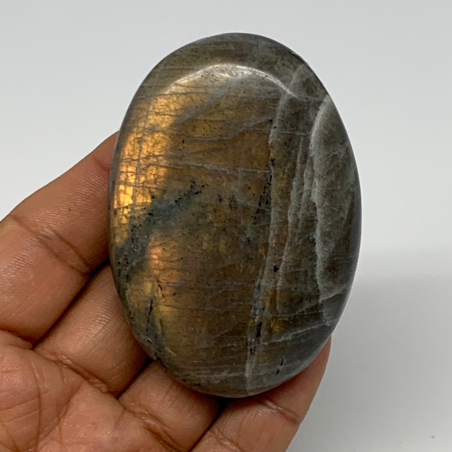 119.6g,2.8"x1.9"x0.9", Labradorite Palm-stone Tumbled Reiki @Madagascar,B16320