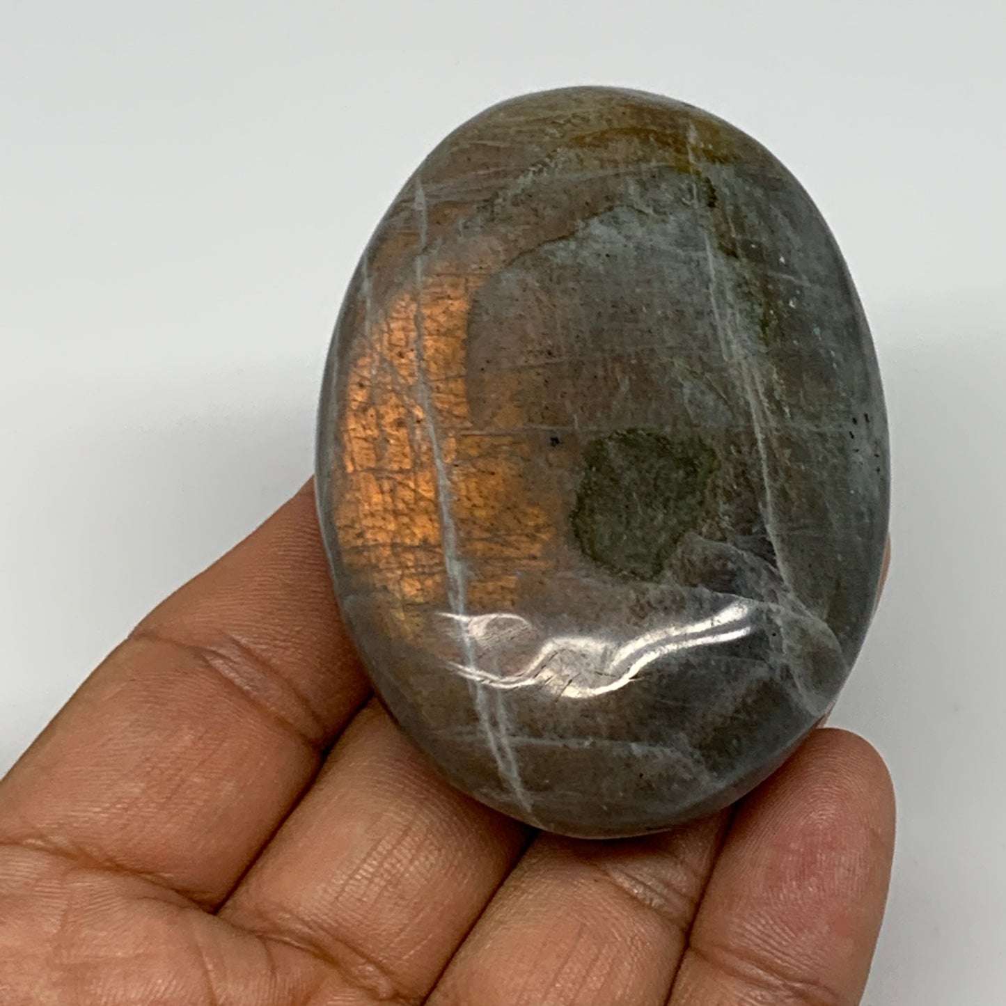 119.6g,2.8"x1.9"x0.9", Labradorite Palm-stone Tumbled Reiki @Madagascar,B16320