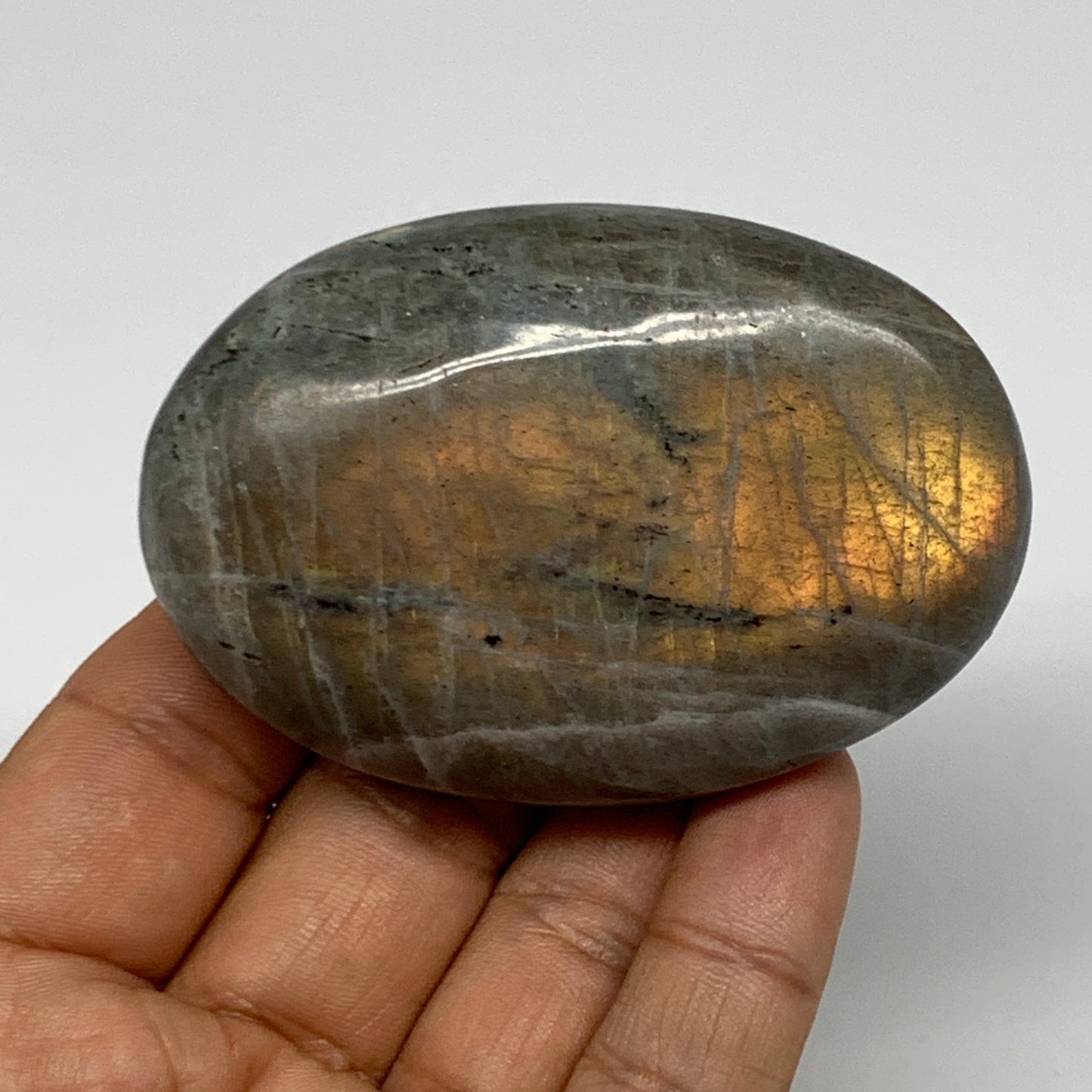 119.6g,2.8"x1.9"x0.9", Labradorite Palm-stone Tumbled Reiki @Madagascar,B16320