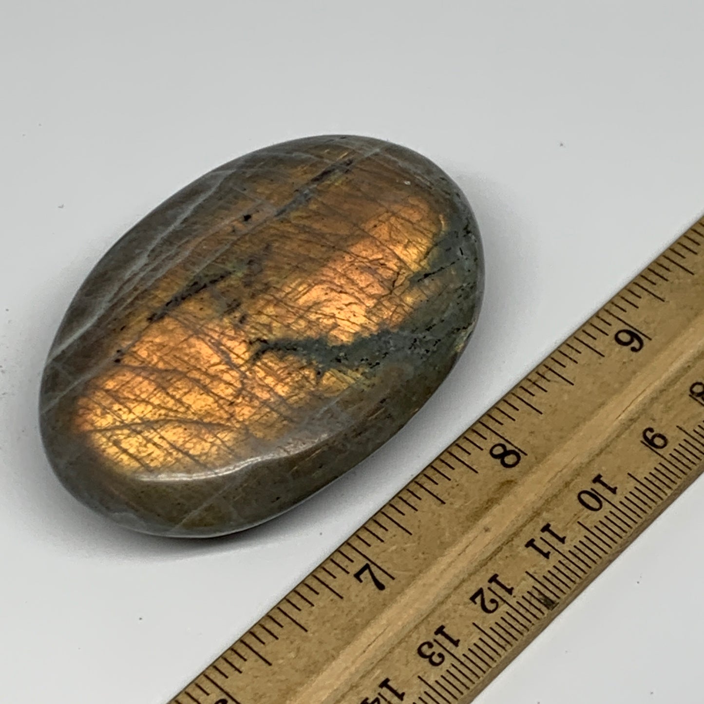 119.6g,2.8"x1.9"x0.9", Labradorite Palm-stone Tumbled Reiki @Madagascar,B16320