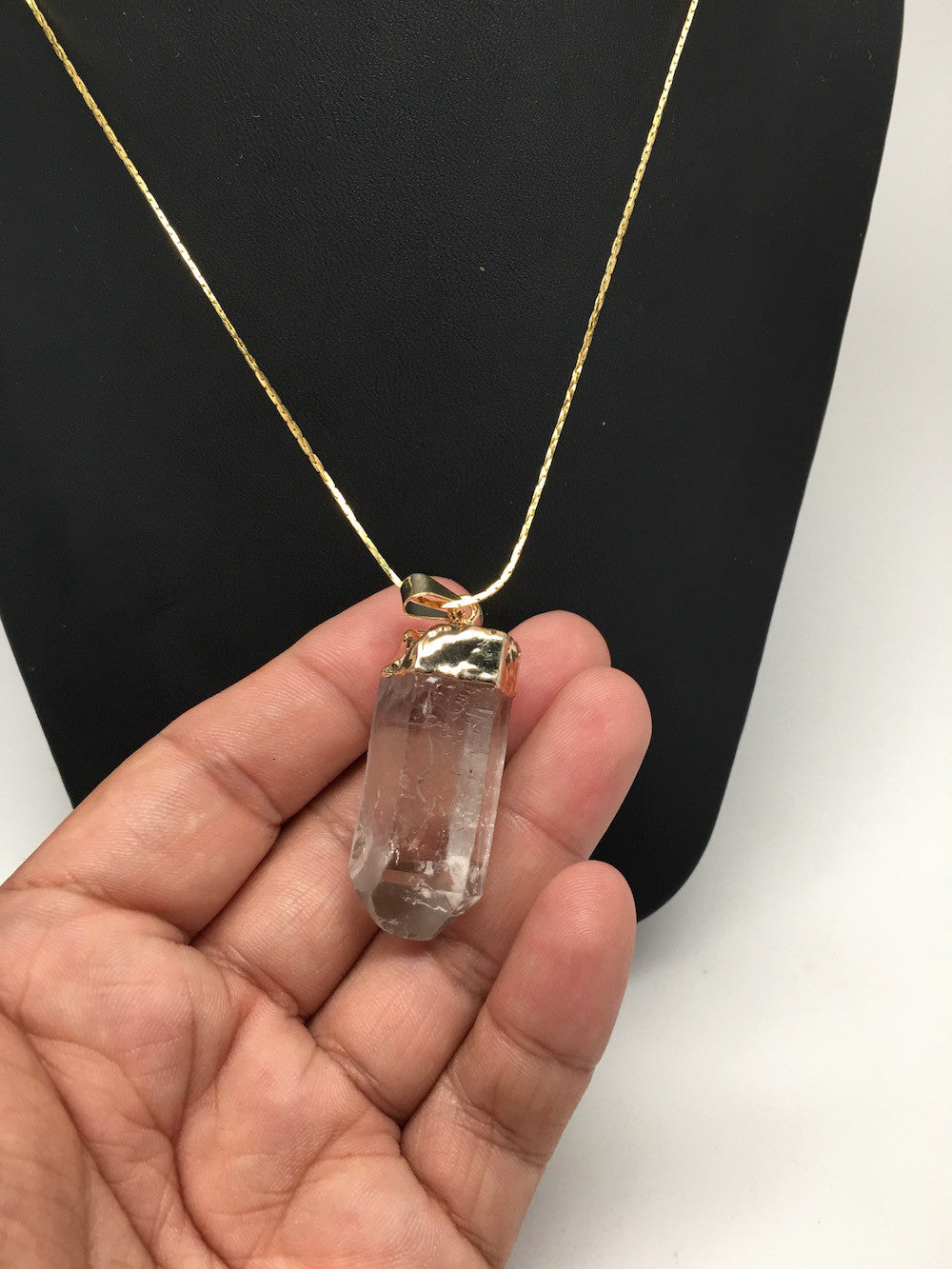 82 cts Natural Quartz Crystal Gold Plated Crystal Pendant Free 18" Chain,D86