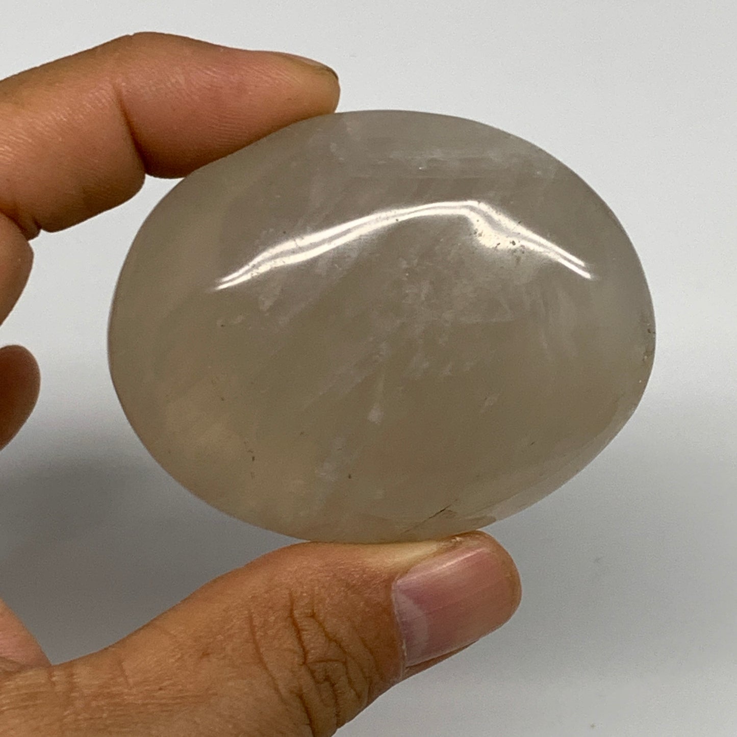 102.8g ,2.3"x1.9"x1", Blue Rose Quartz Palm-stone Tumbled @Madagascar,B24372