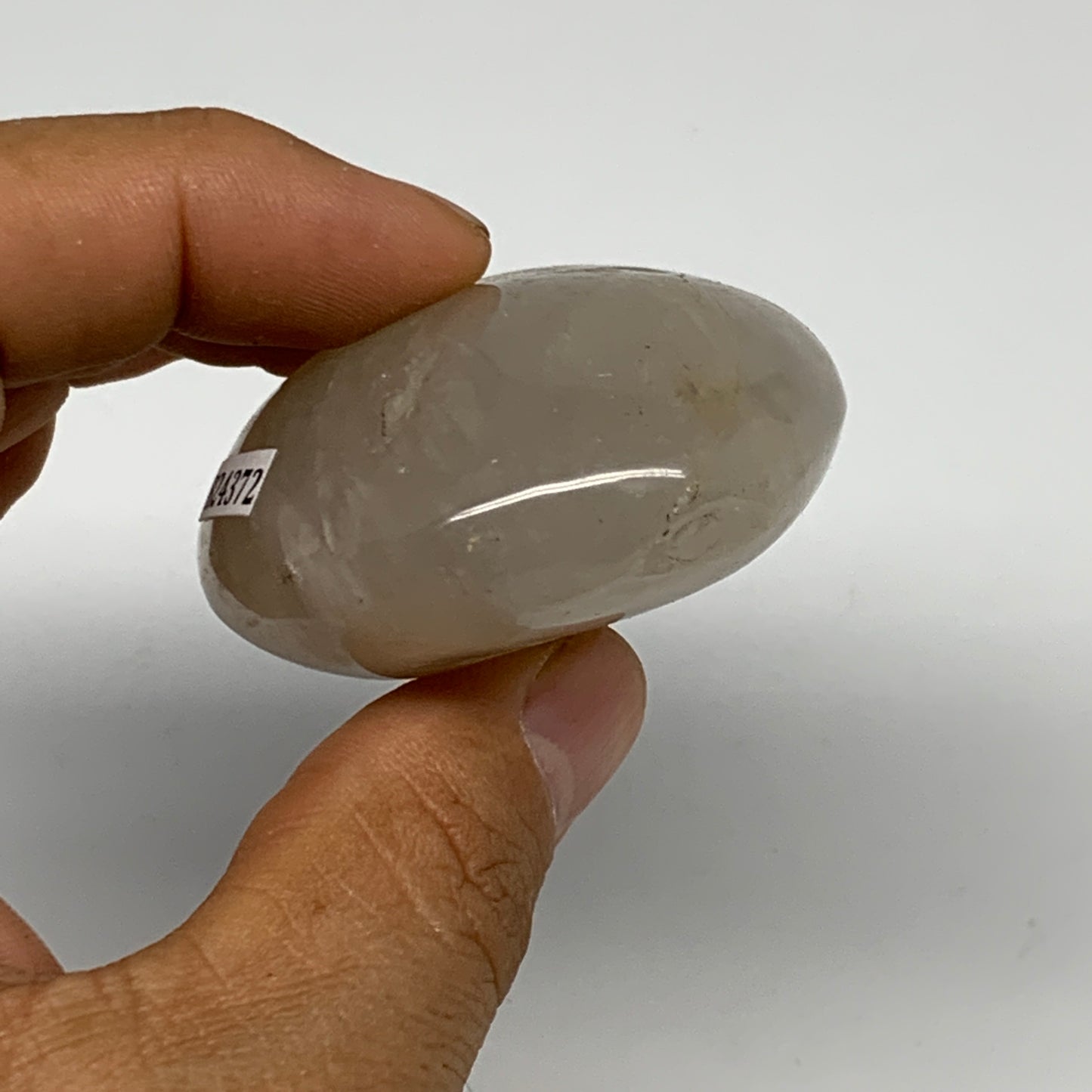 102.8g ,2.3"x1.9"x1", Blue Rose Quartz Palm-stone Tumbled @Madagascar,B24372