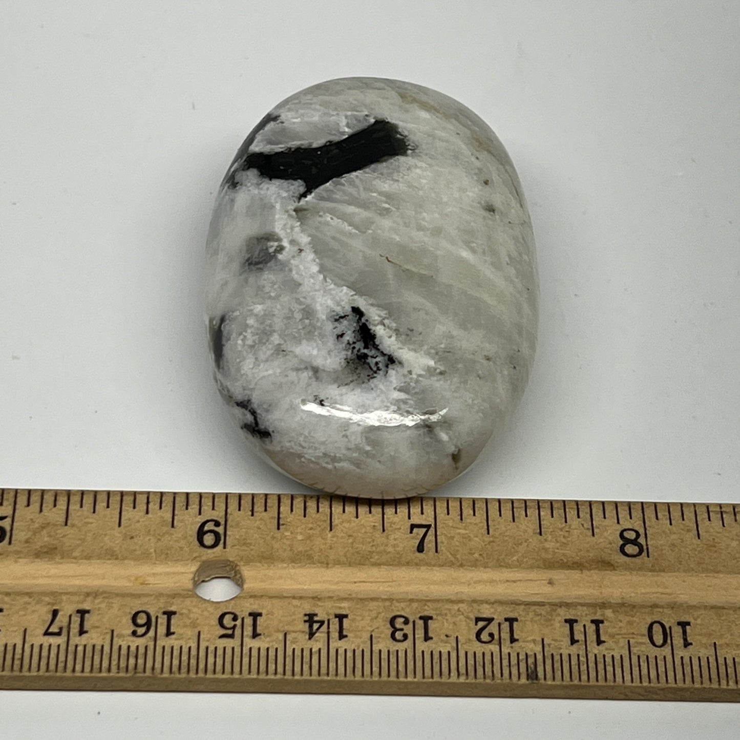 102g,2.5"x1.7"x0.9", Rainbow Moonstone Palm-Stone Polished from India, B21262