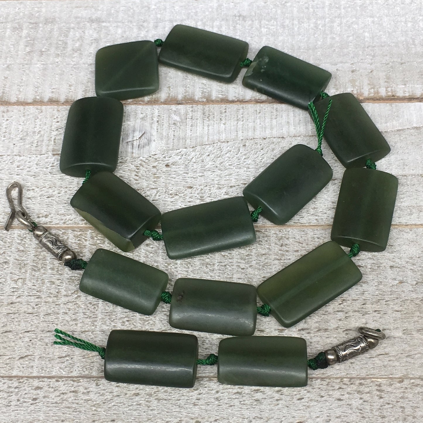 108.5g,26mm-32mm,16 Beads,Natural Serpentine Rectangle Beads Strand, 16", BN196