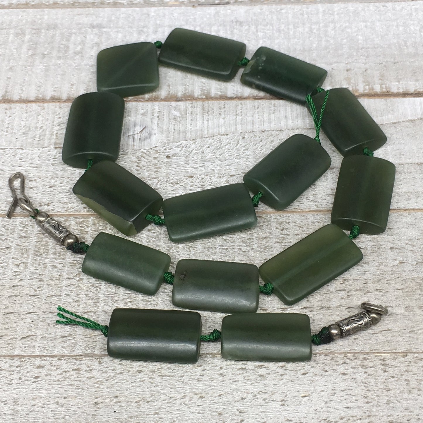 108.5g,26mm-32mm,16 Beads,Natural Serpentine Rectangle Beads Strand, 16", BN196