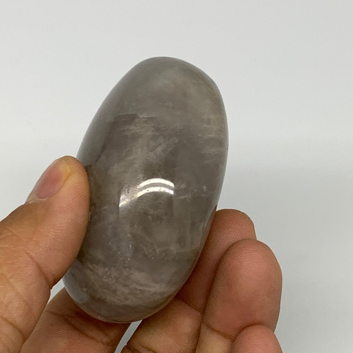 137.5g ,2.5"x1.7"x1.3", Blue Rose Quartz Palm-stone @Madagascar,B25265