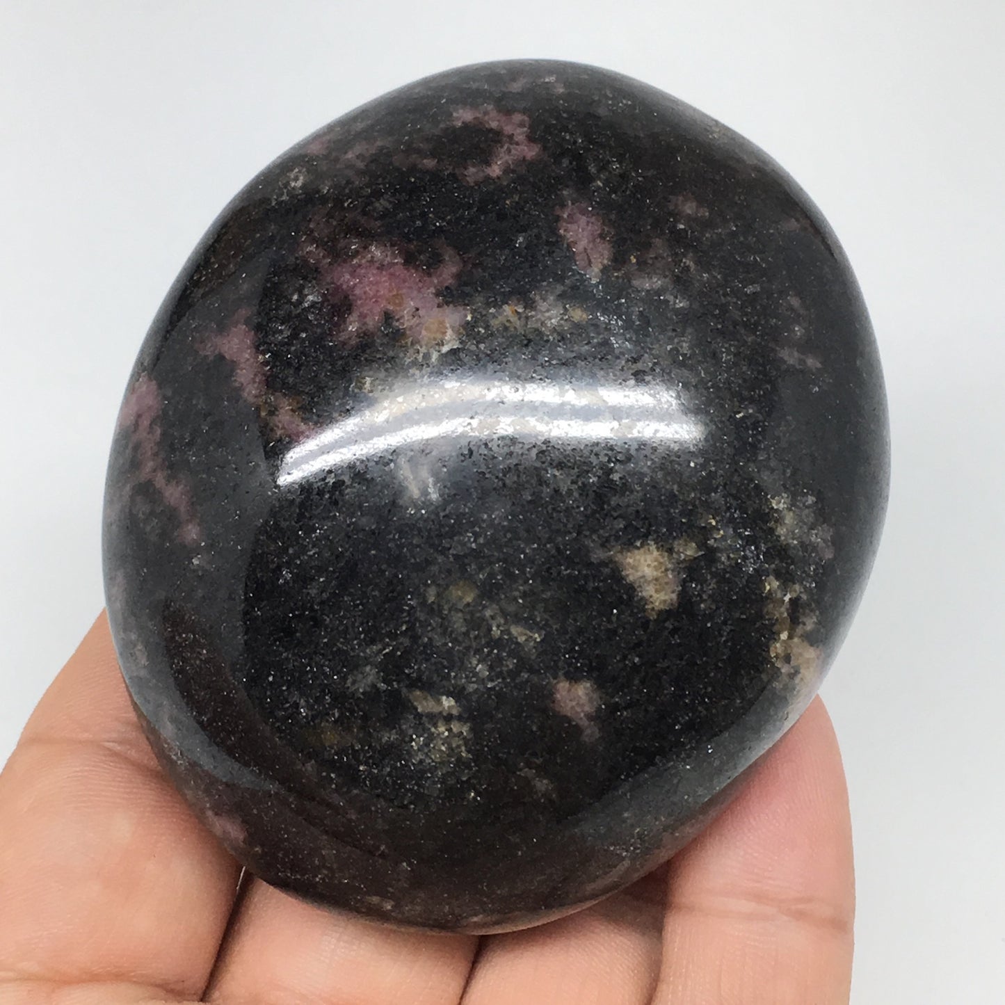 262.2g,2.7"x2.3"x1.4"Natural Rhodonite Palm-Stone Polished Reiki Madagascar,B552