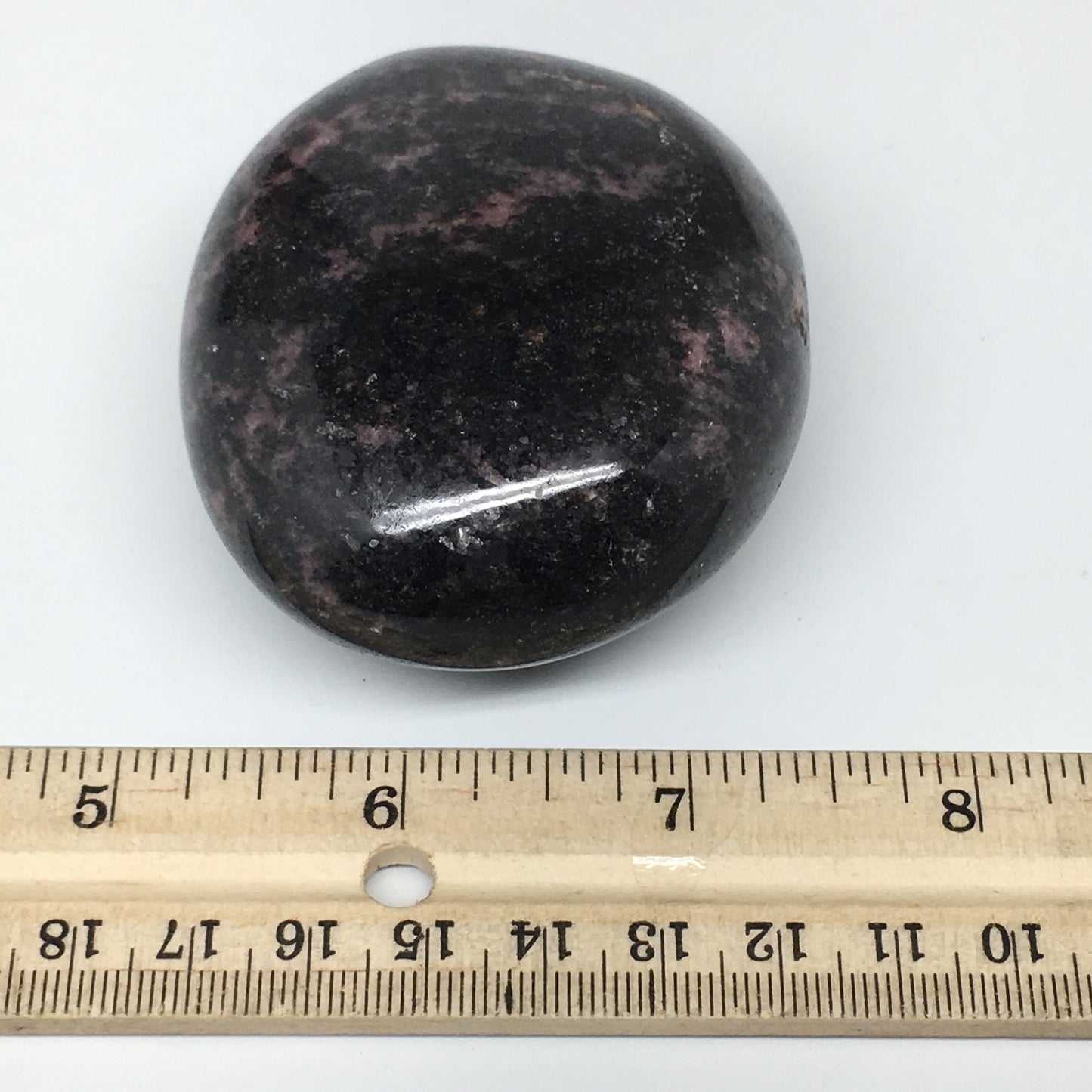 262.2g,2.7"x2.3"x1.4"Natural Rhodonite Palm-Stone Polished Reiki Madagascar,B552