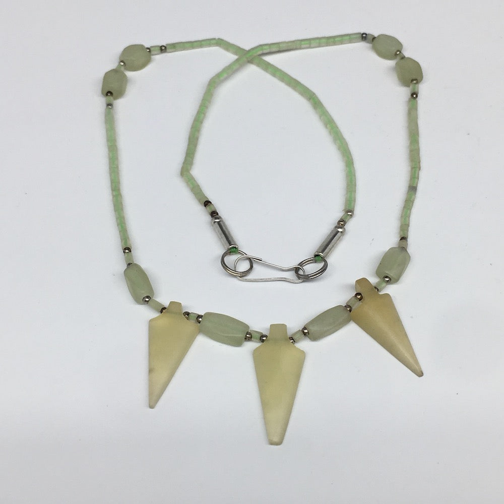 13.1g,2mm-28mm, Small Green Serpentine Arrowhead Beaded Necklace,20&quot;,NPH236