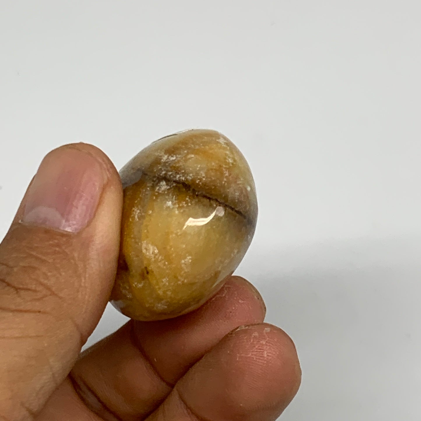 148.8g,1.9"x1.3"x0.9", Small Calcite Palm-Stone Crystal Polished @Pakistan,B2446