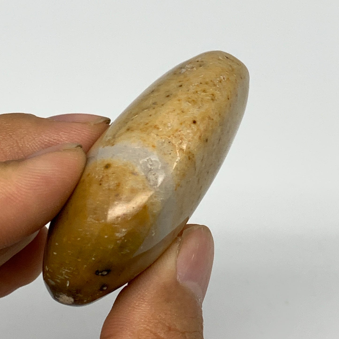 67.4g, 2.3"x1.5"x0.9", Yellow Ocean Jasper Palm-Stone @Madagascar, B18153