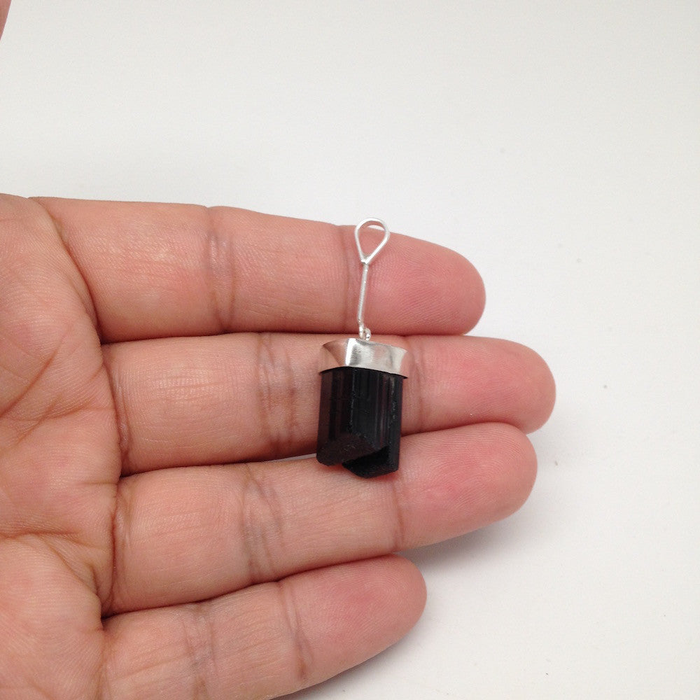 24.5 cts Natural Black Tourmaline W/Sterling Silver Stick Handmade Pendant @Braz - watangem.com