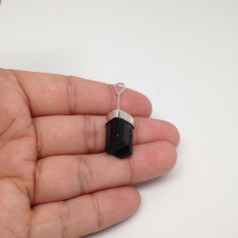 24.5 cts Natural Black Tourmaline W/Sterling Silver Stick Handmade Pendant @Braz - watangem.com