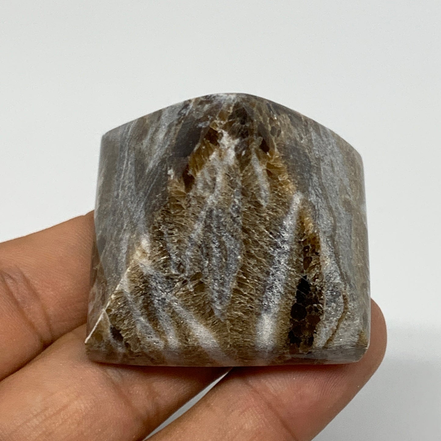 69.5g, 1.4"x1.6"x1.7" Chocolate/Gray Onyx Pyramid Gemstone @Morocco, B18974