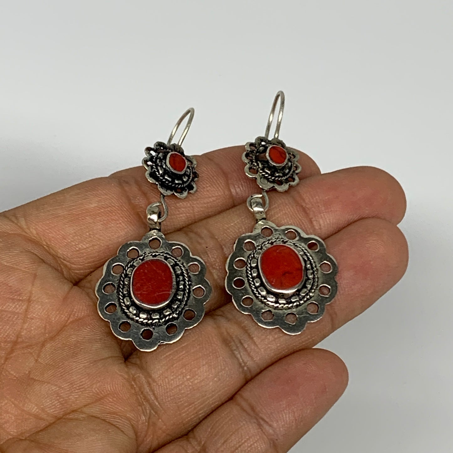 1pc, Handmade Turkmen Earring Tribal Jewelry Red Coral Inlay Oval Boho, B14195