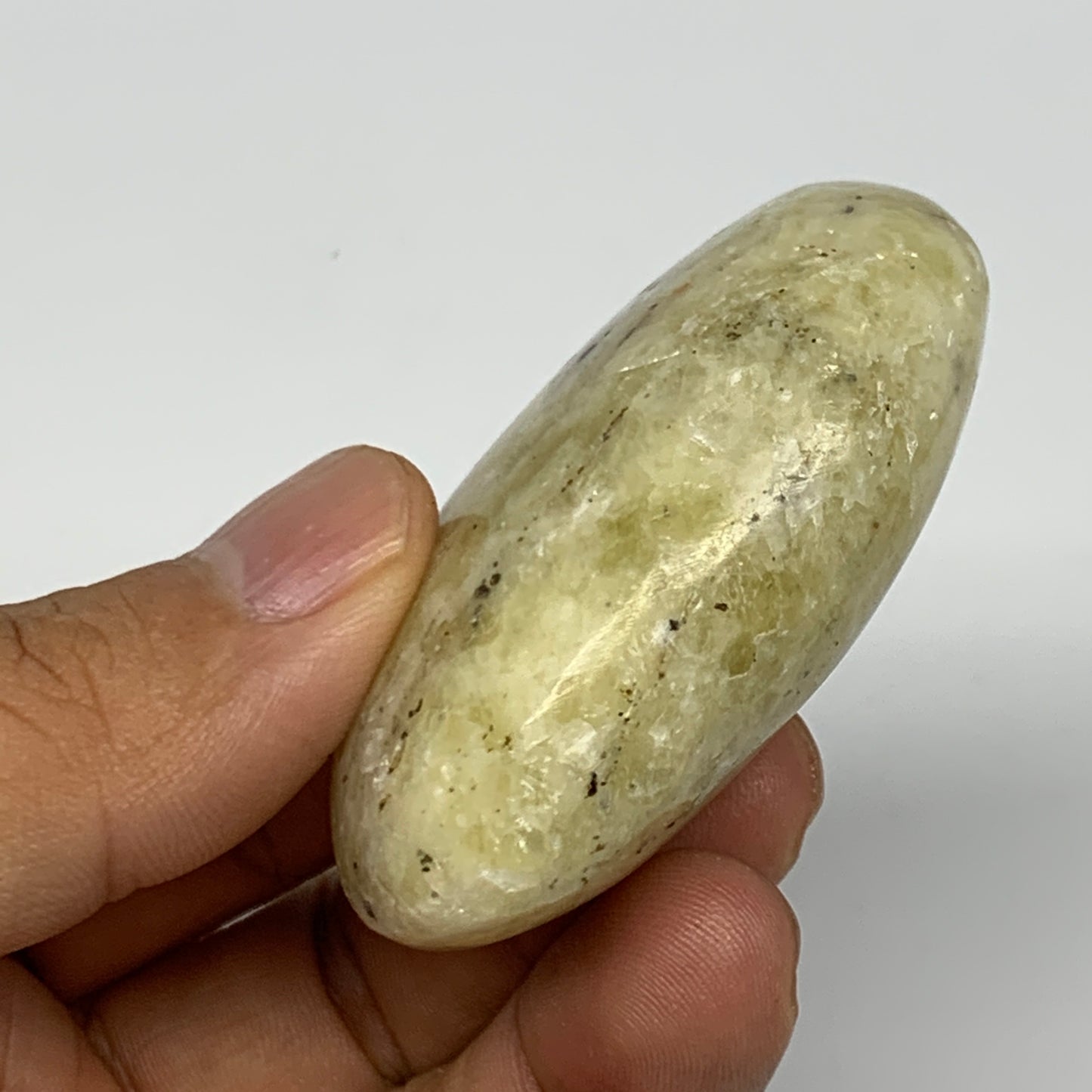 73.8g, 2.2"x1.4"x0.9", Natural Yellow Calcite Palm-Stone Crystal Polished Reiki,