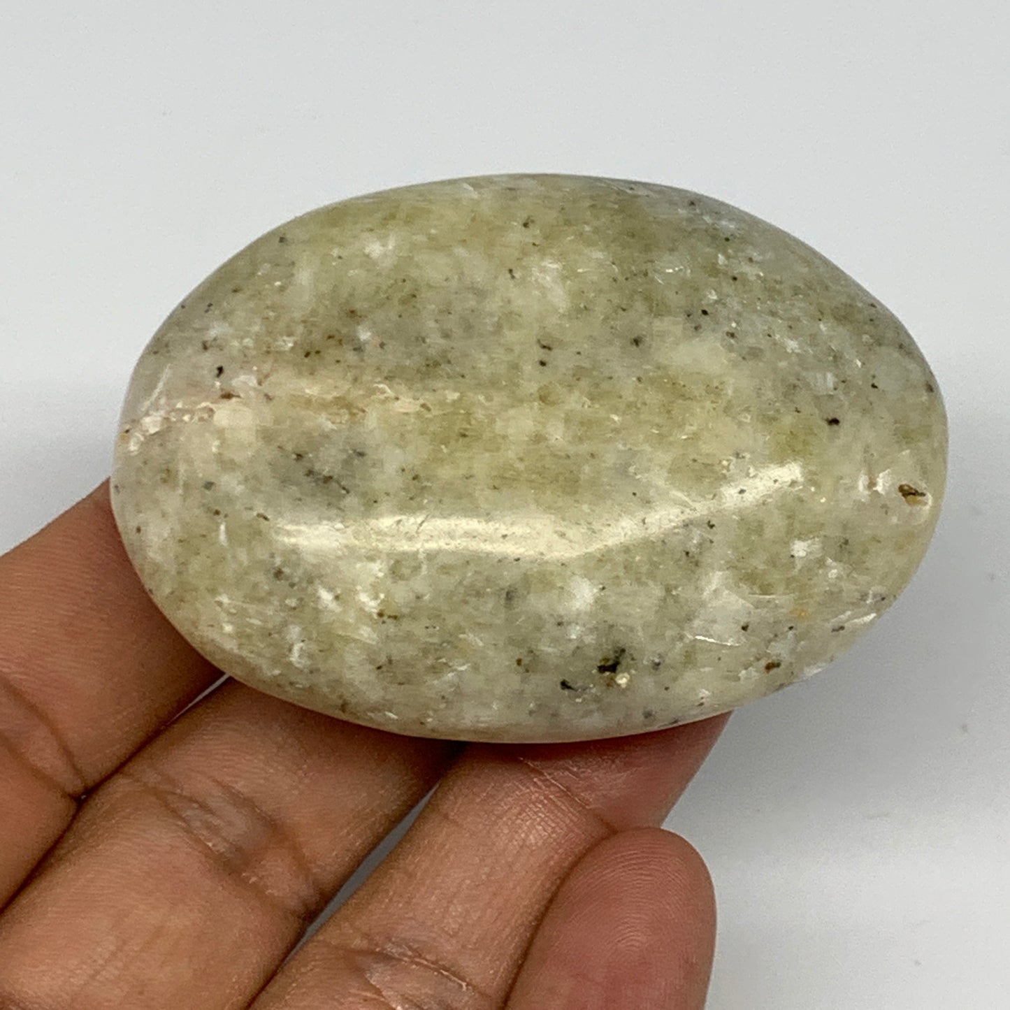 100.6g, 2.5"x1.8"x0.9", Natural Yellow Calcite Palm-Stone Crystal Polished Reiki