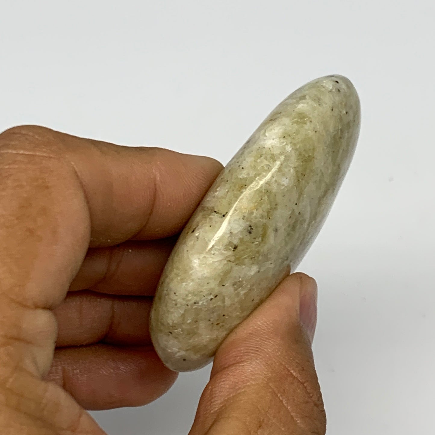 76g, 2.4"x1.8"x0.7", Natural Yellow Calcite Palm-Stone Crystal Polished Reiki, B