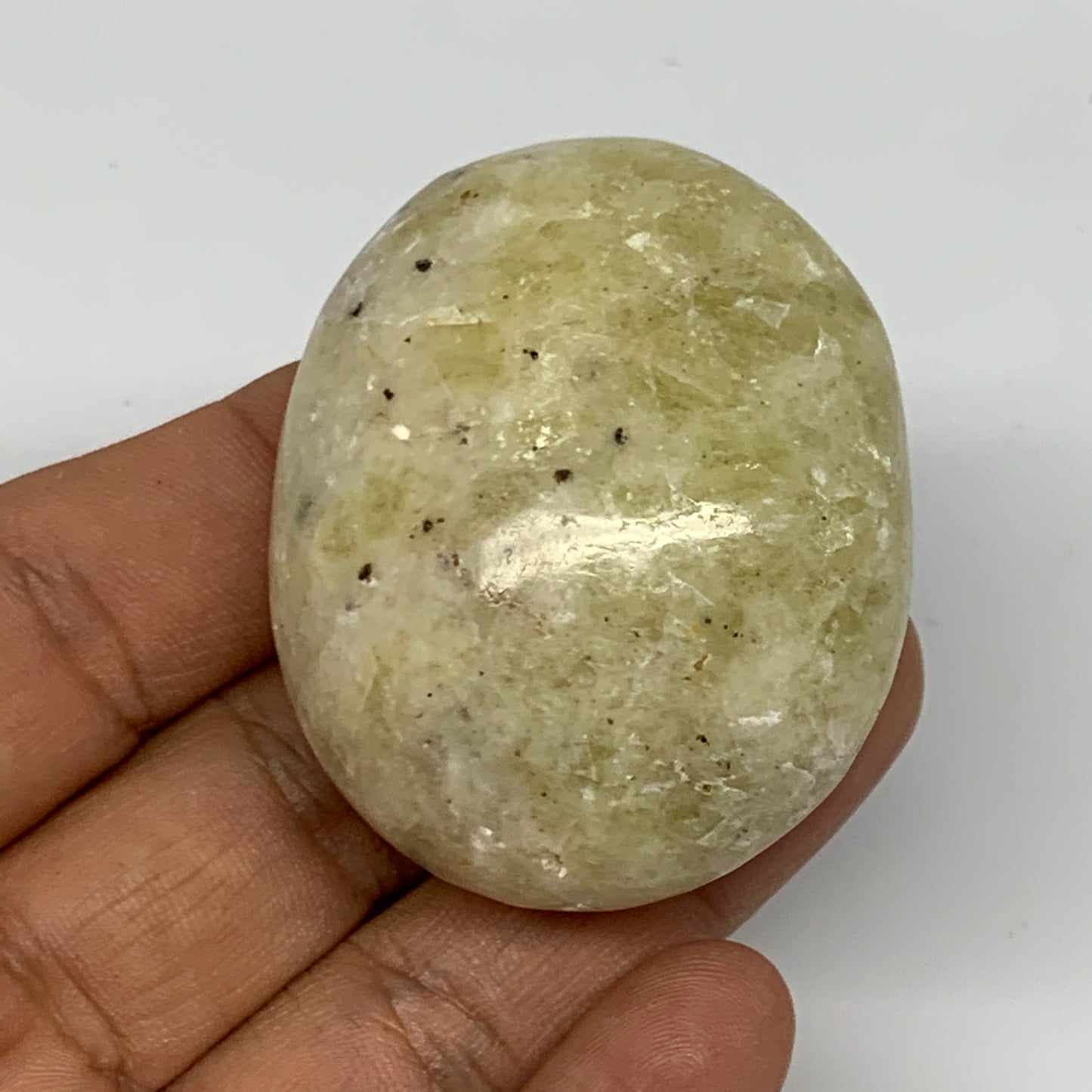 82.9g, 2"x1.6"x1", Natural Yellow Calcite Palm-Stone Crystal Polished Reiki, B16